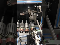 Maszyna do wkładania papieru