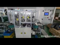 Linia montażowa armatury do płyty końcowej wału i komutatora przez serwoprasową maszynę w jednej maszynie